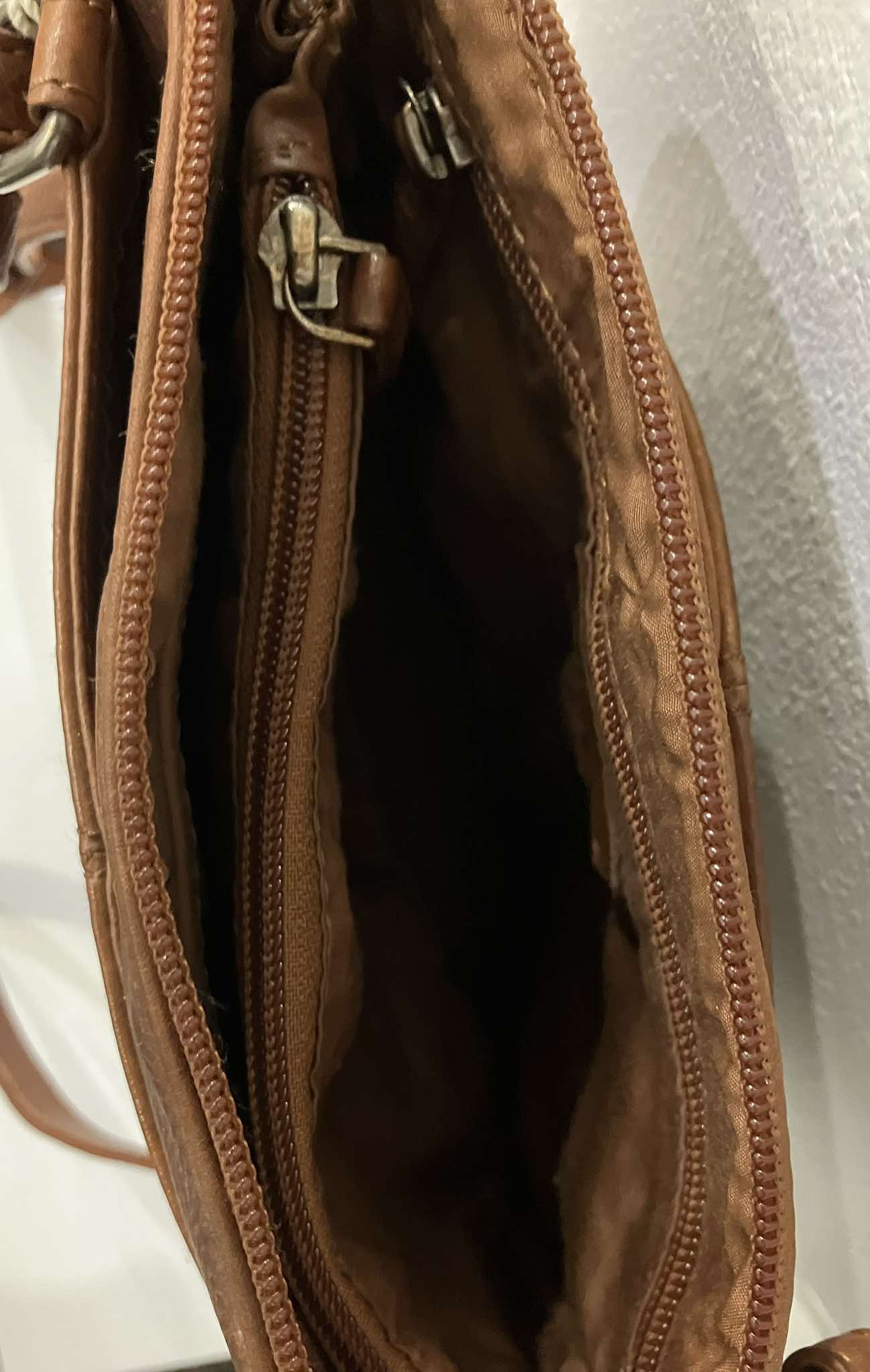 Baron Paris Leather Handbag Cognac
