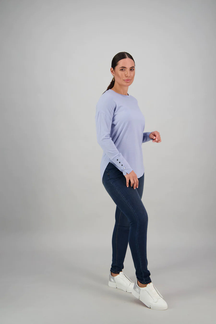 Vassalli Merino R/ Neck w Dome Cuff Iceberg