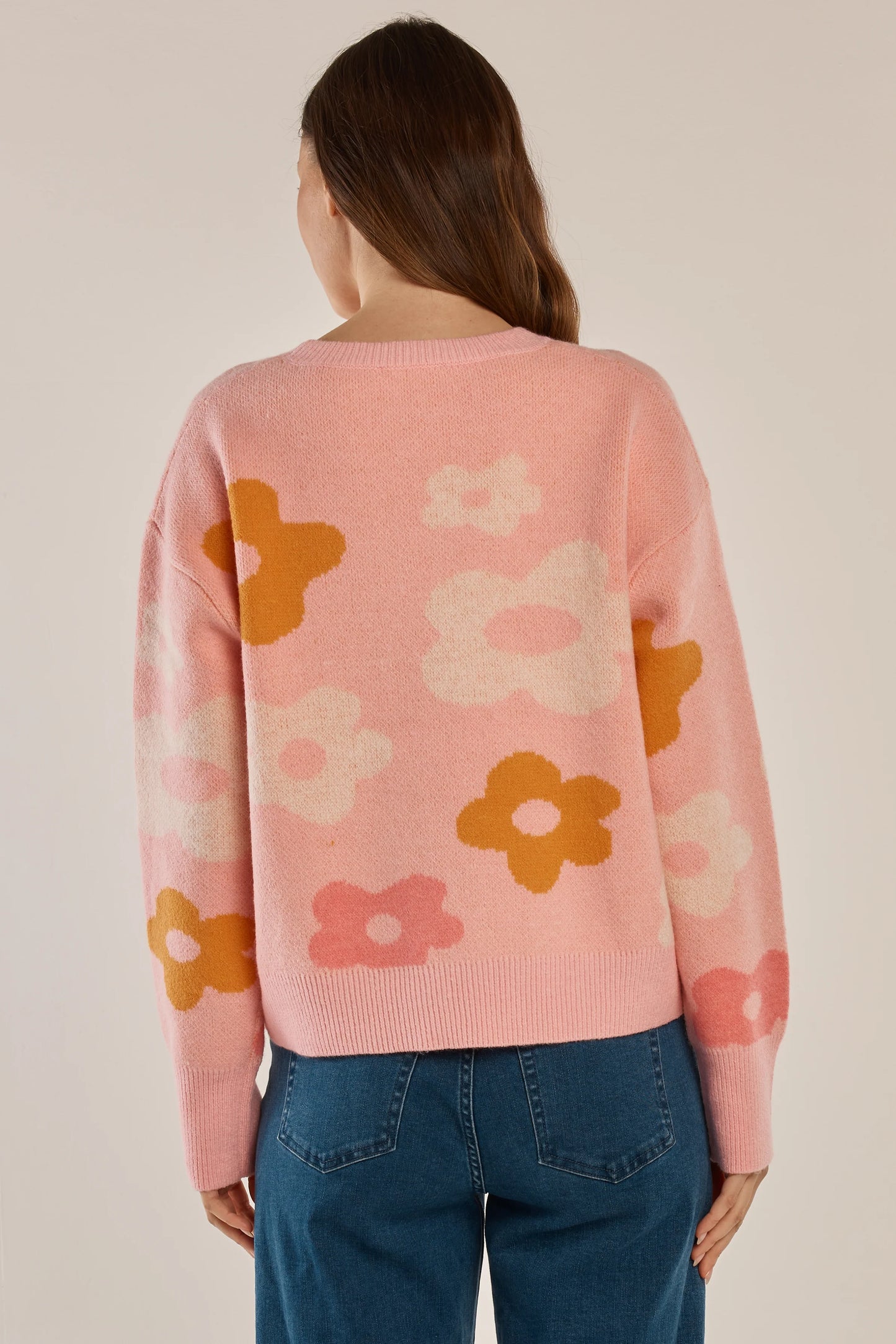 Betty Basics Leonie Knit Sweater Jacquard Flowers Pink