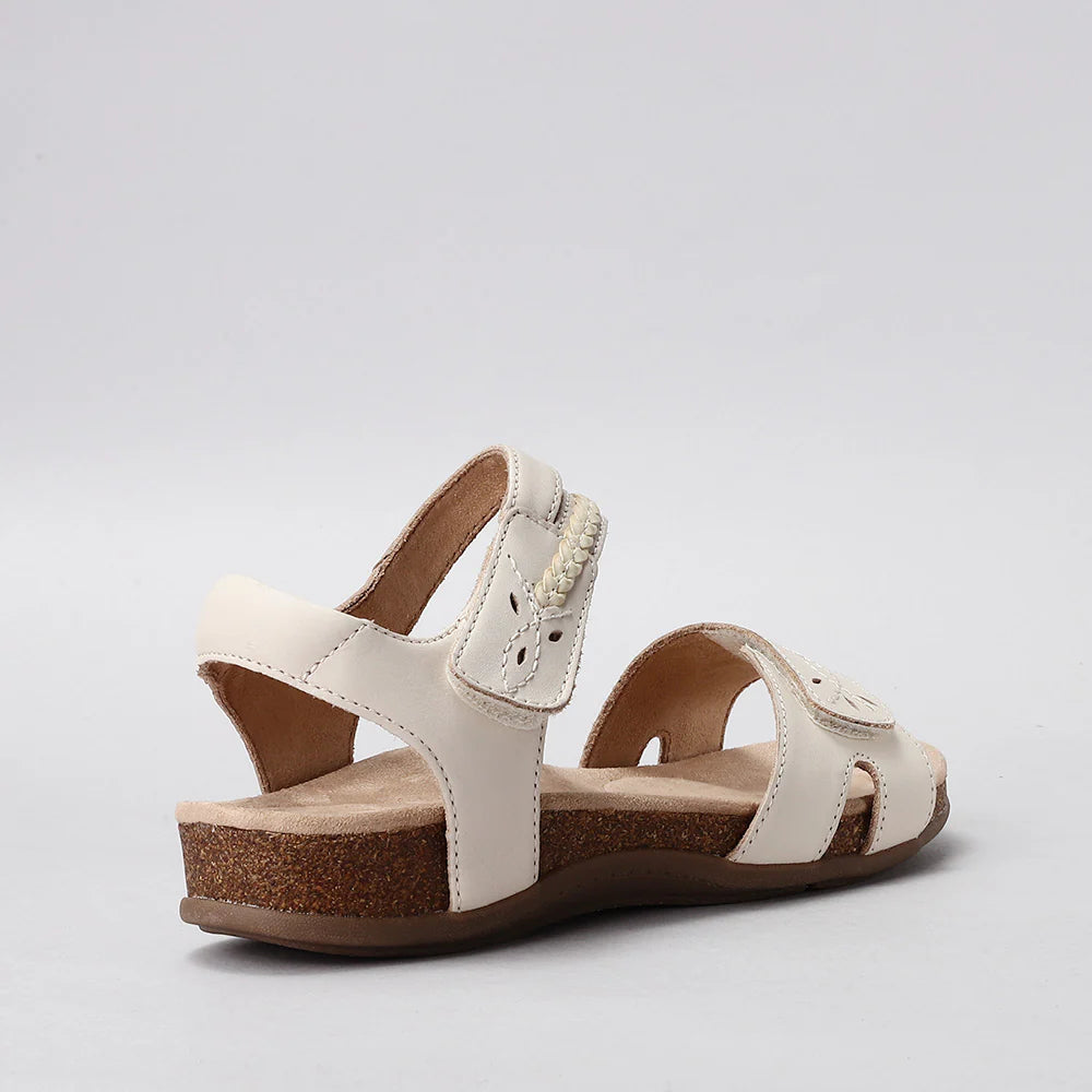 CC Resorts Ferro Beige