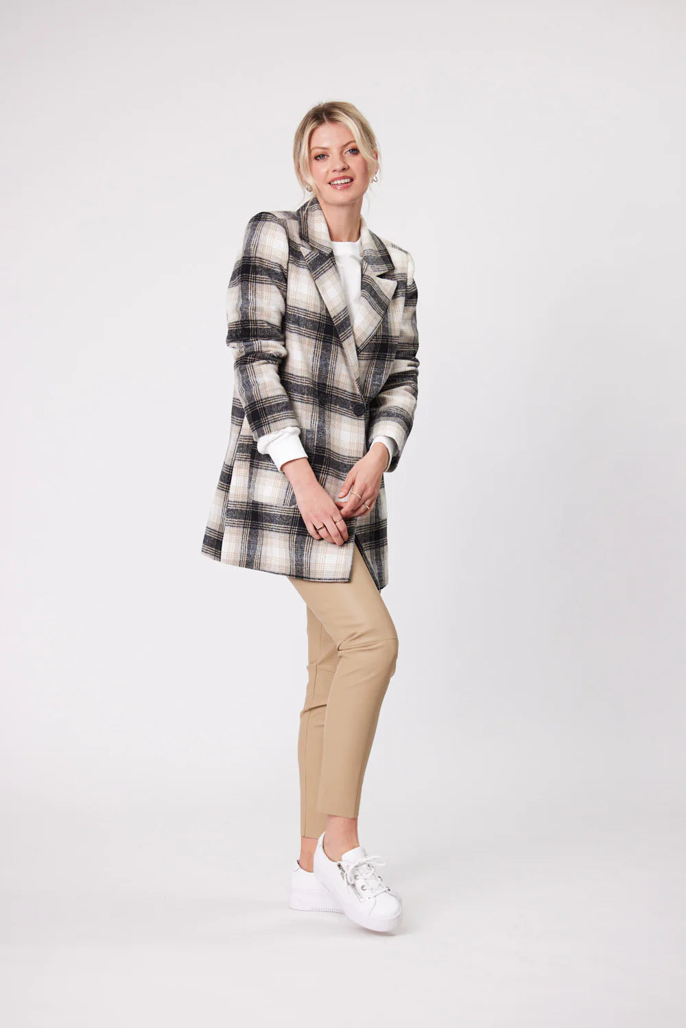 Lemon Tree Jenny Coat Neutral