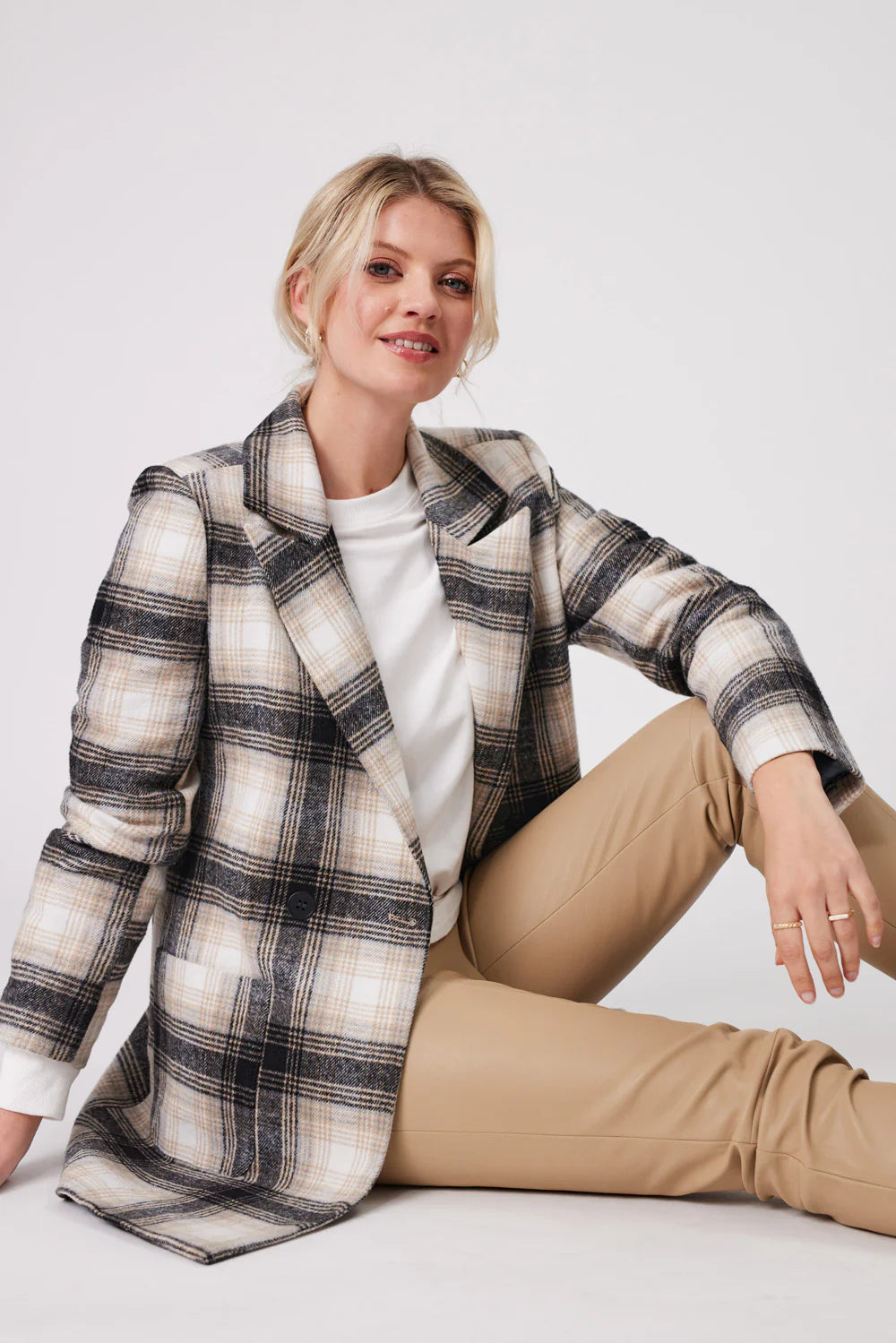 Lemon Tree Jenny Coat Neutral