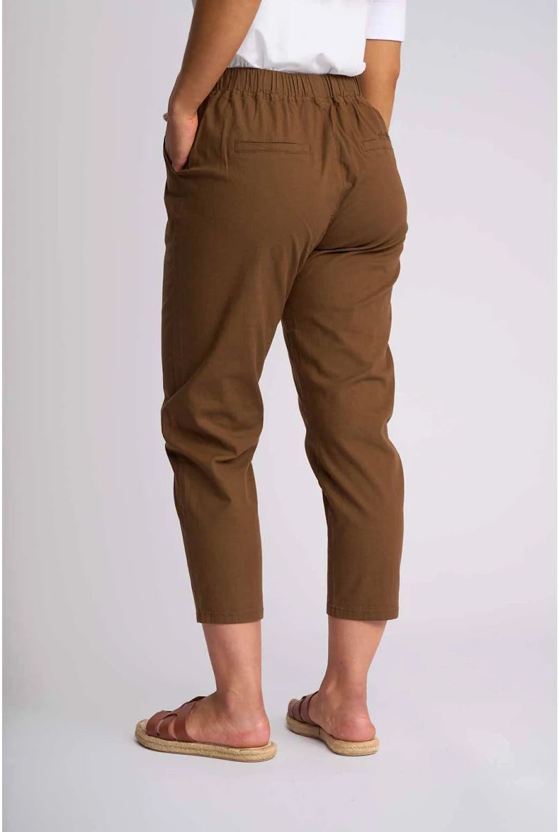 Vassalli Henley 7/8 Pant Pecan