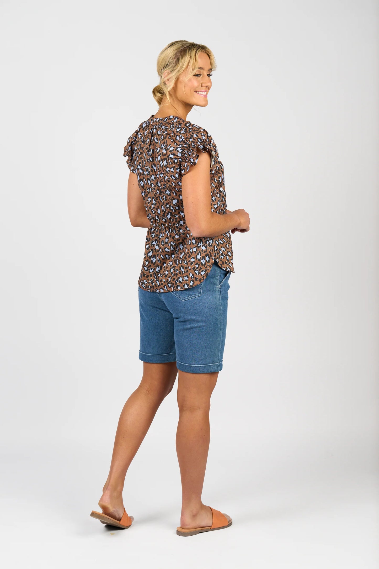 Vassalli Printed Drop Shoulder Top w Shirring Detail-Nala