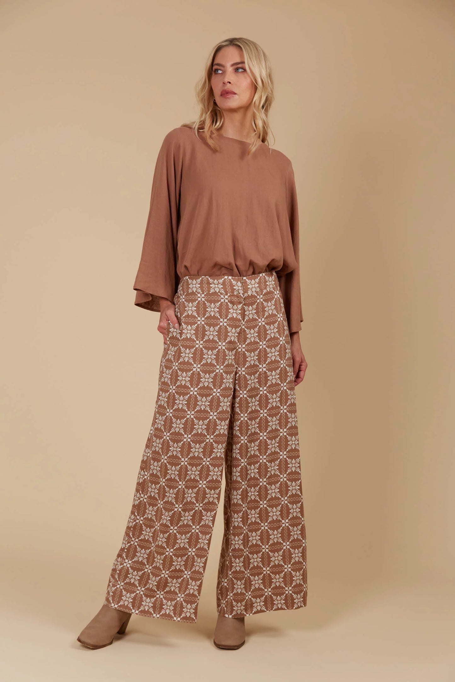 Isle of Mine Venus Pant Deity