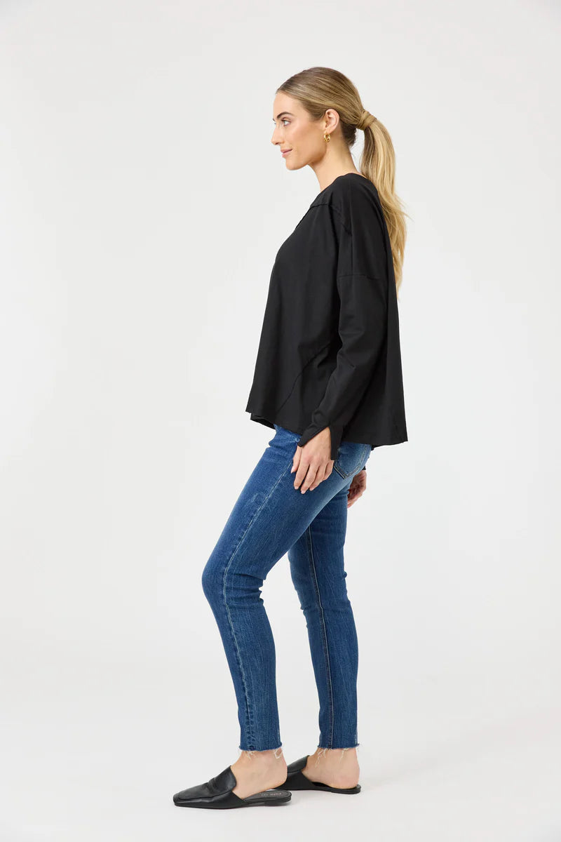 Studio Traveller LS Top Black