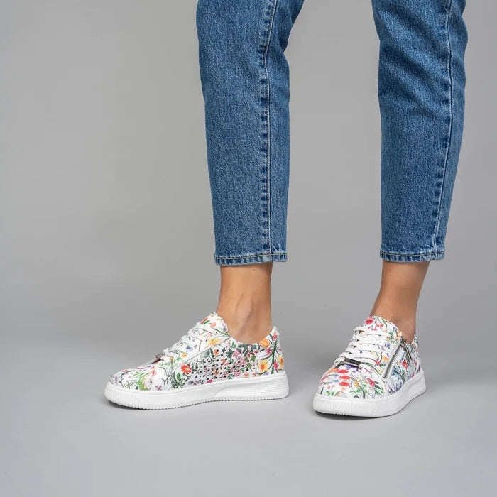 Le Sansa Noble White Floral