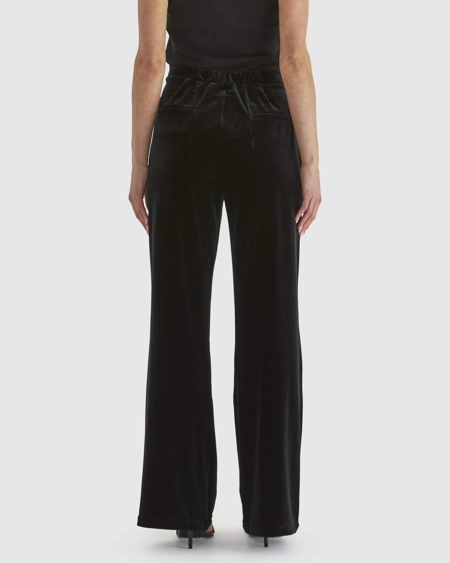 Fate+Becker Mustang Sally Velvet Pant Black
