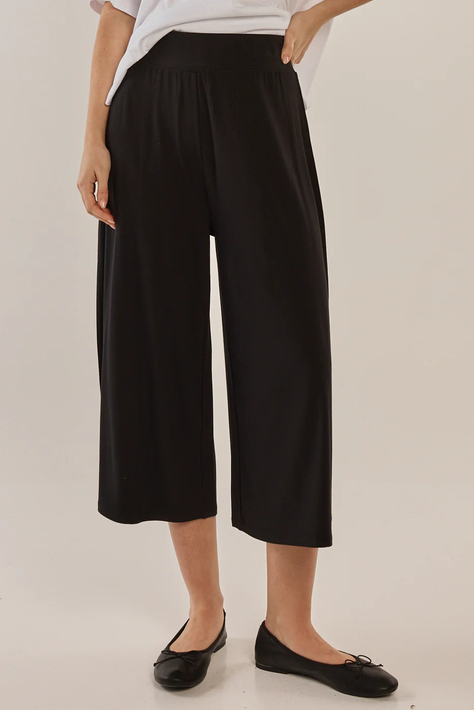 Betty Basics Crystal Crop Jogger Black