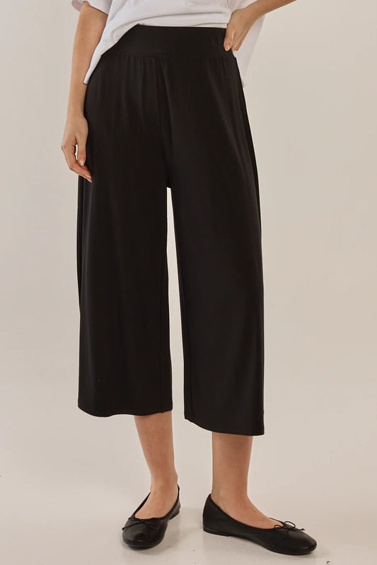 Betty Basics Crystal Crop Jogger Black