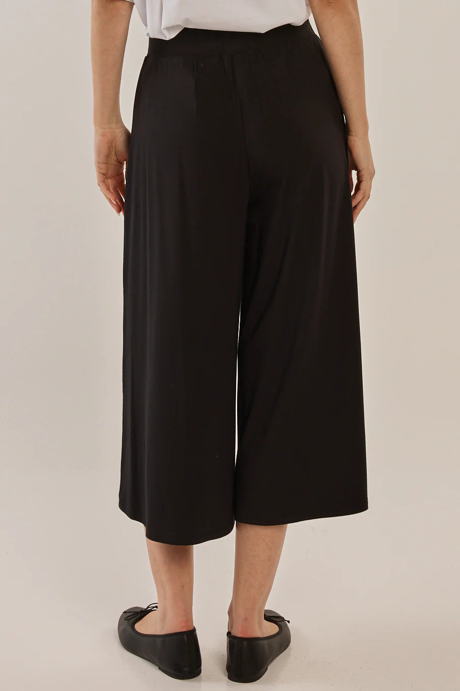 Betty Basics Crystal Crop Jogger Black