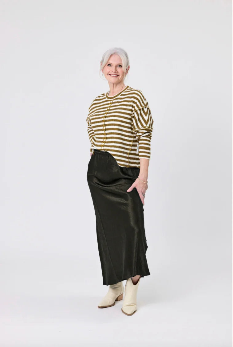 Lemon Tree Alice Top in Olive/ White