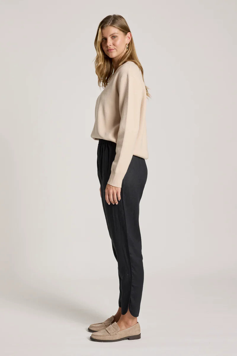 Eb + Ive Bajau Pant- Black