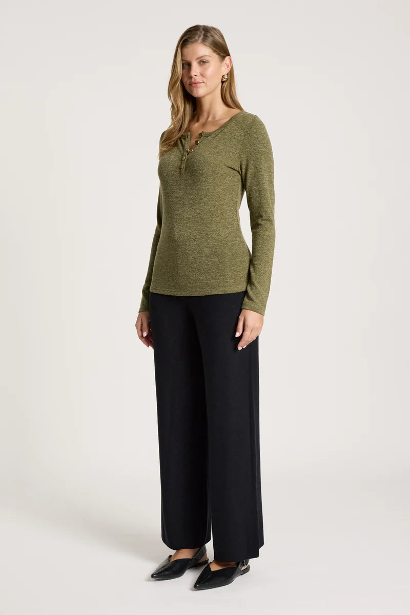 eb+ive Rumi Long Sleeve Top Olive