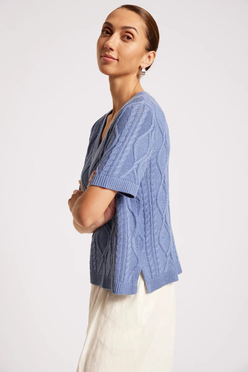 Eb+Ive Casa Cable V Knit Marine