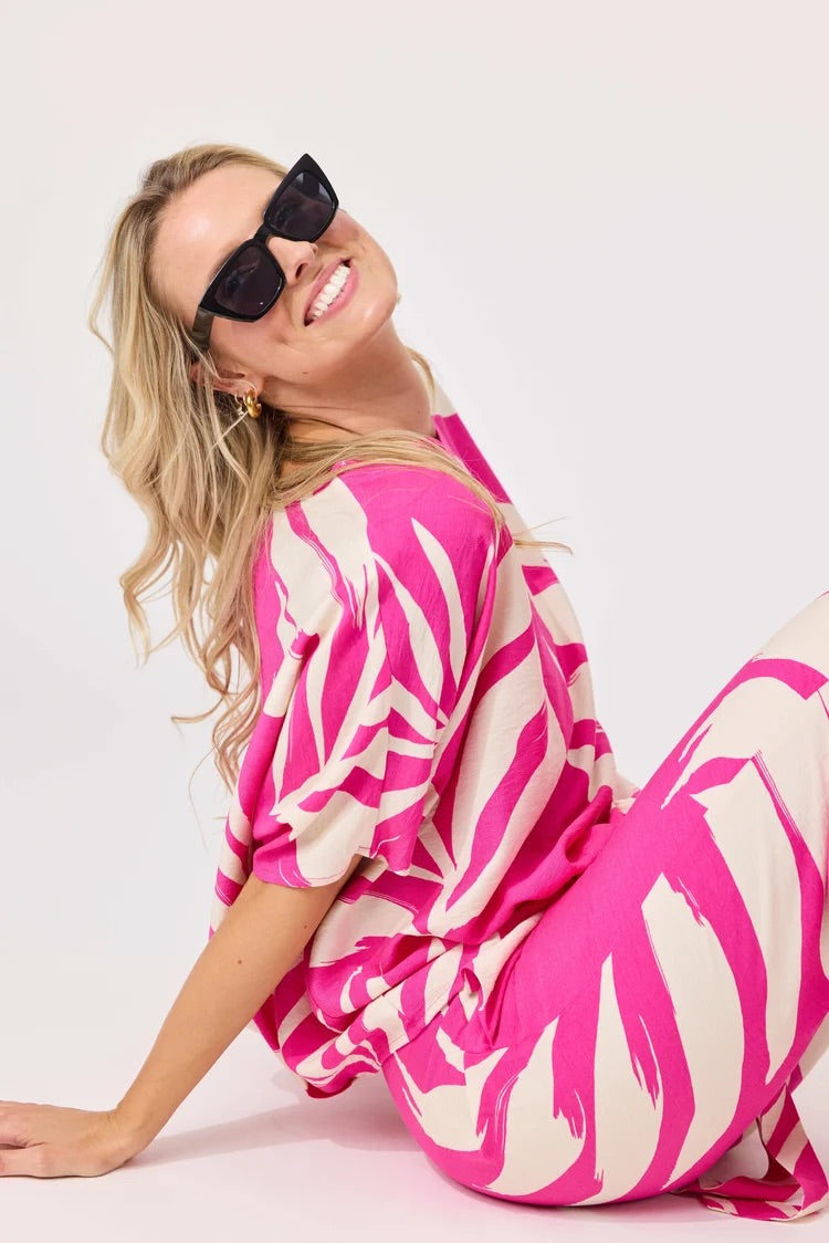 Lemon Tree Alessa Print Top Floral Fuchsia