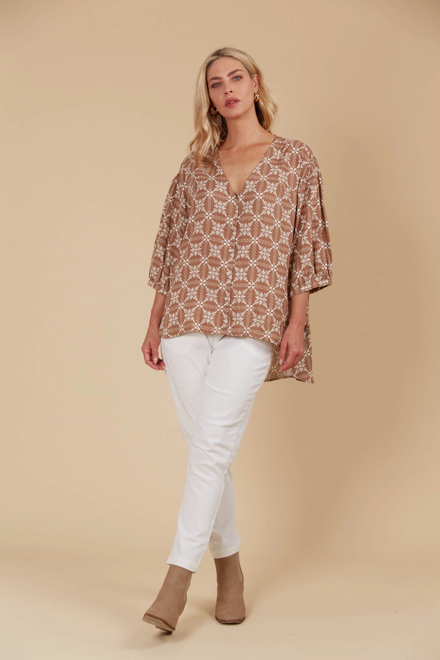 Isle of Mine Venus Relaxed Top Deity