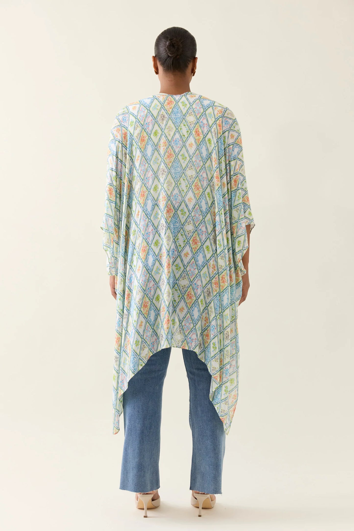 Isle of Mine Ingrid Cape-Tile OS