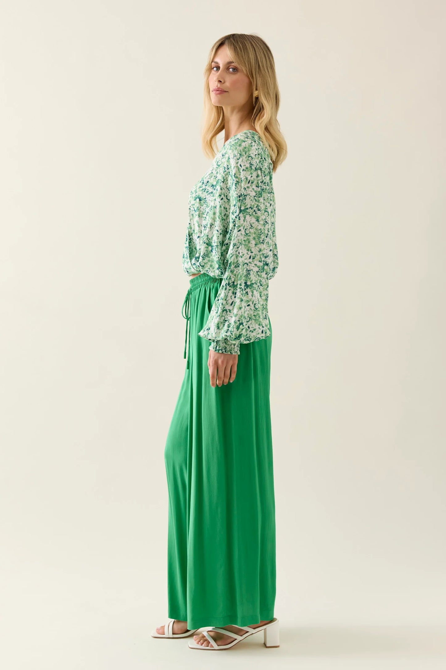 Isle Of Mine Oline Cropped Top-Jasmine
