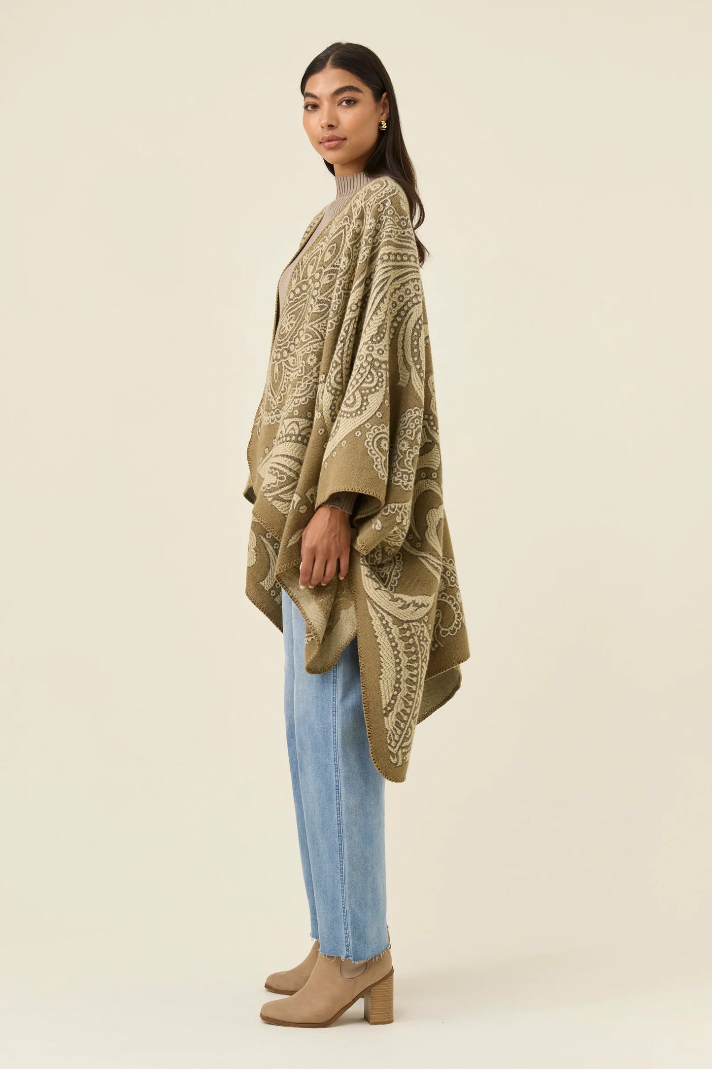 Isle of Mine Lucia Cape- Stone Paisley