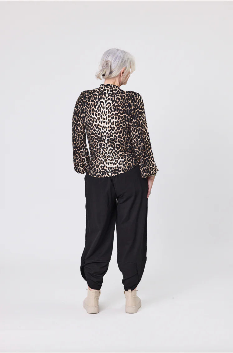 Lemon Tree Evie Top in Leopard Print