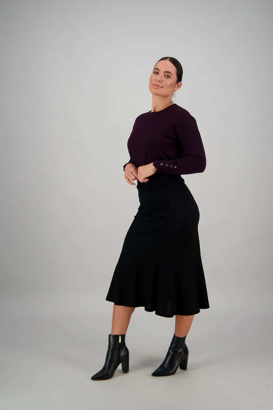 Vassalli Merino Pull On Skirt Black