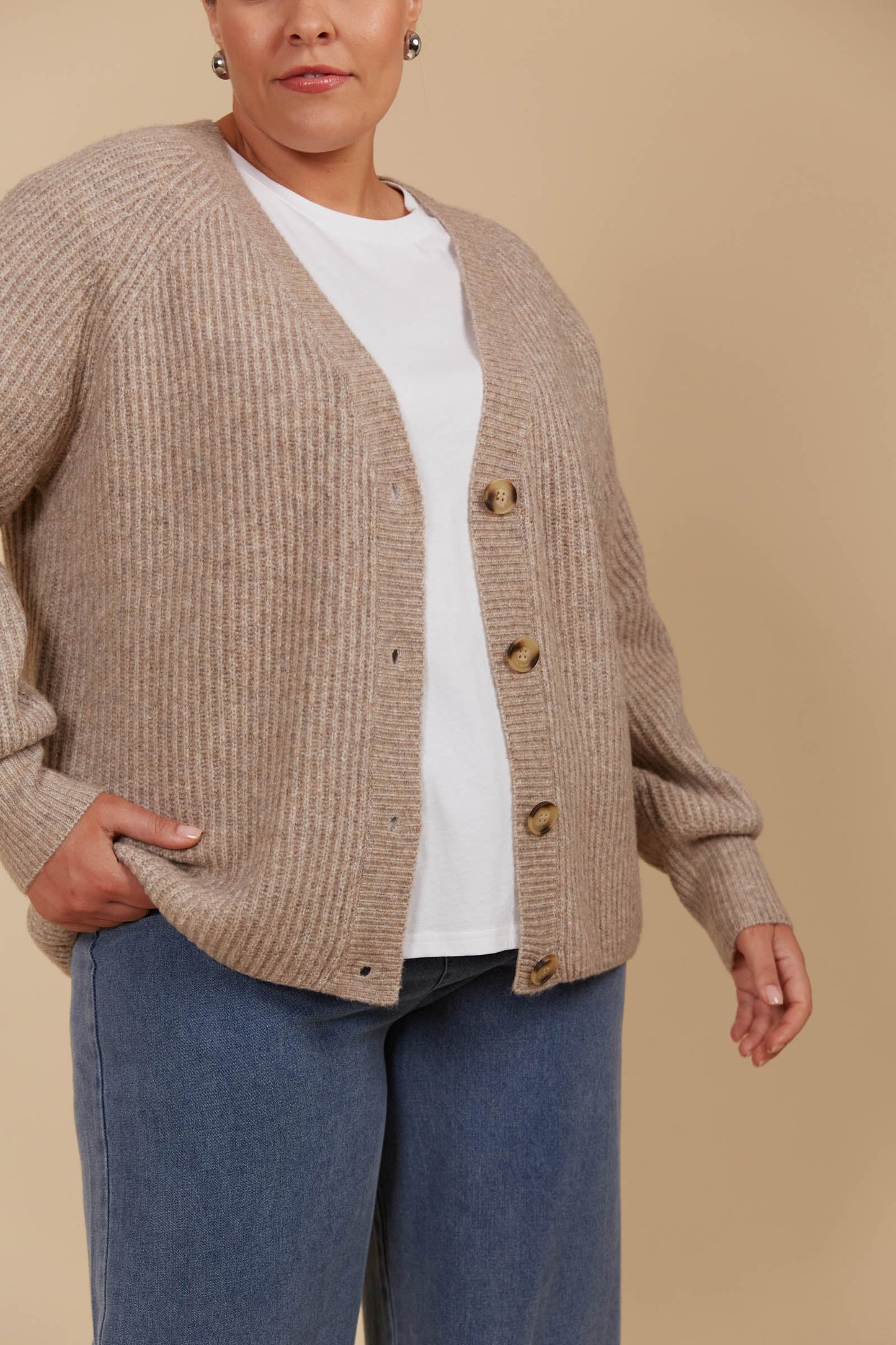 Isle of Mine Miru Cardigan Taupe