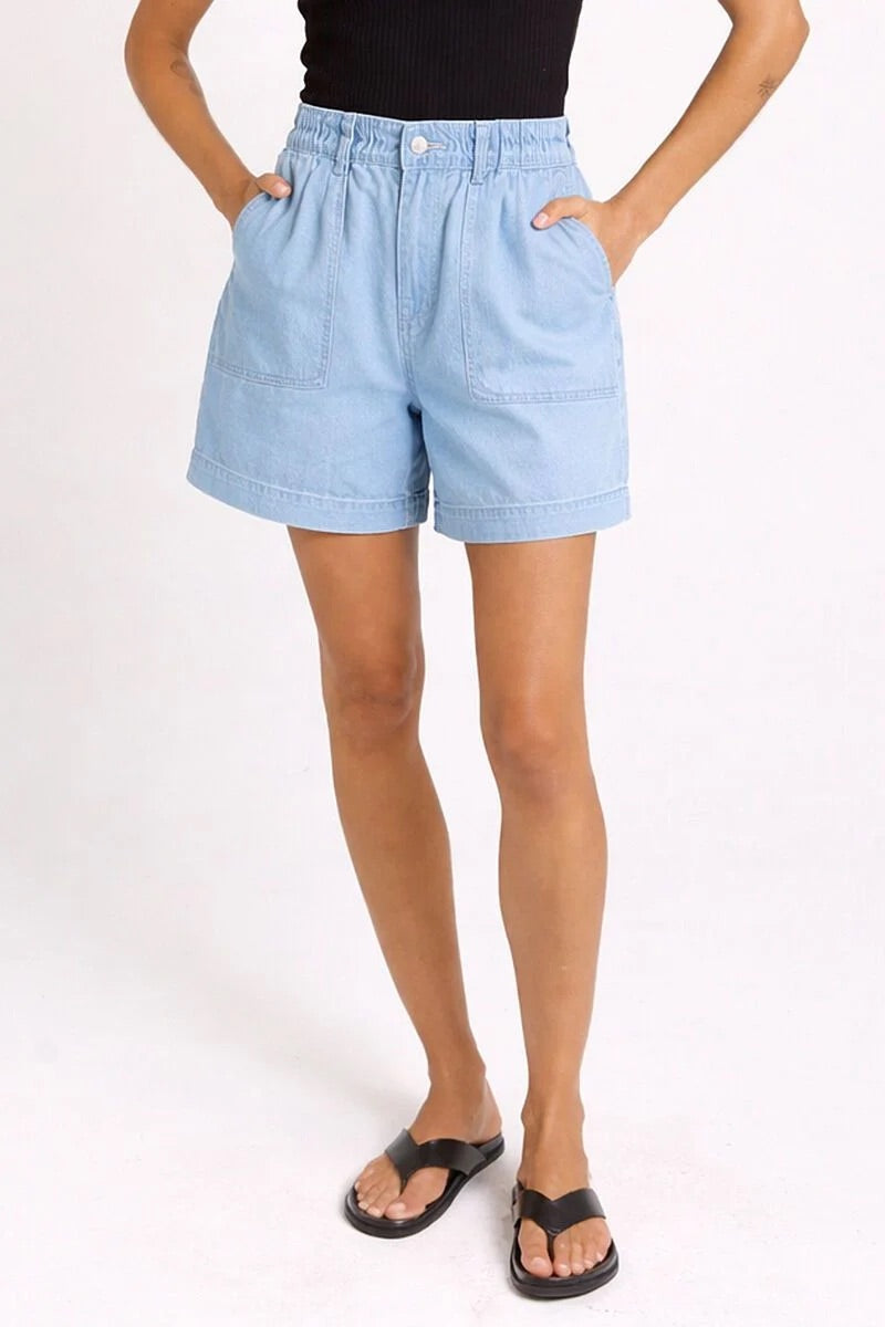 Betty Basics Drew Denim Short Medium Wash