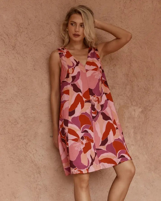 Sass Allie Seamed Swing Dress Peony Print