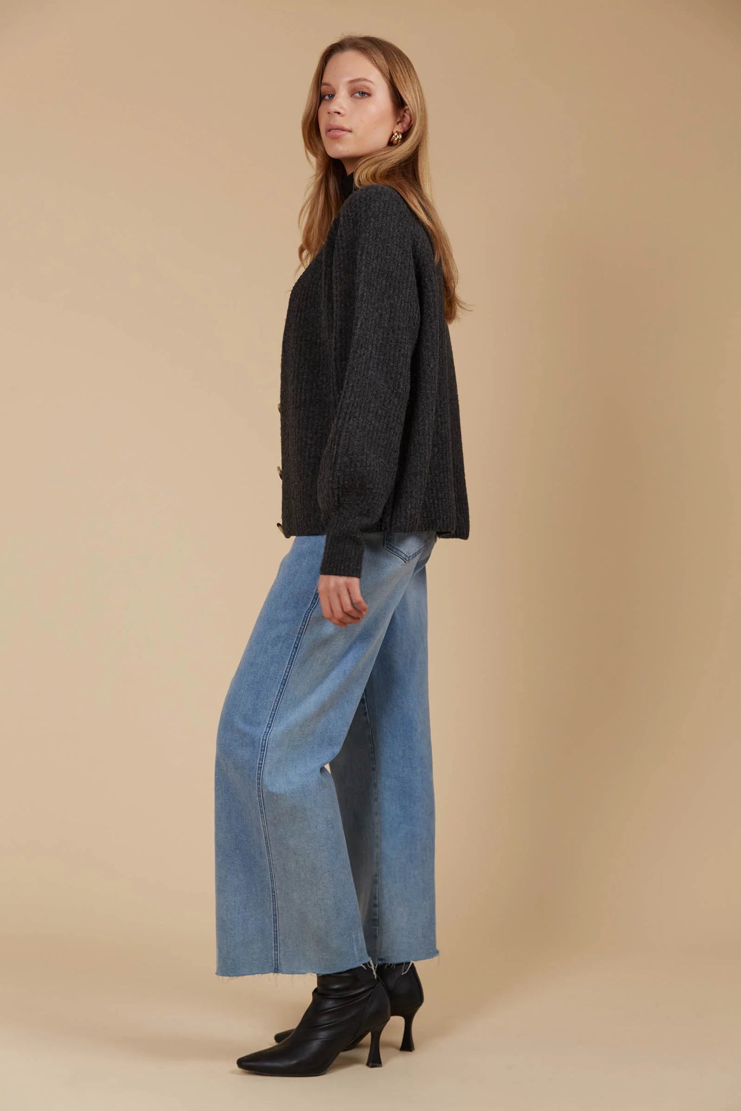 Isle of Mine Miru Cardi Ash