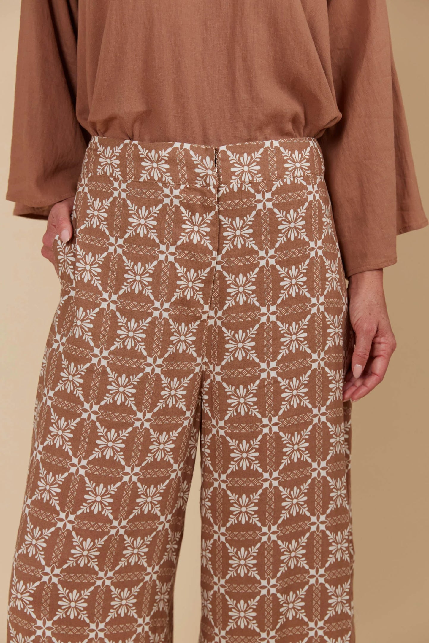 Isle of Mine Venus Pant Deity