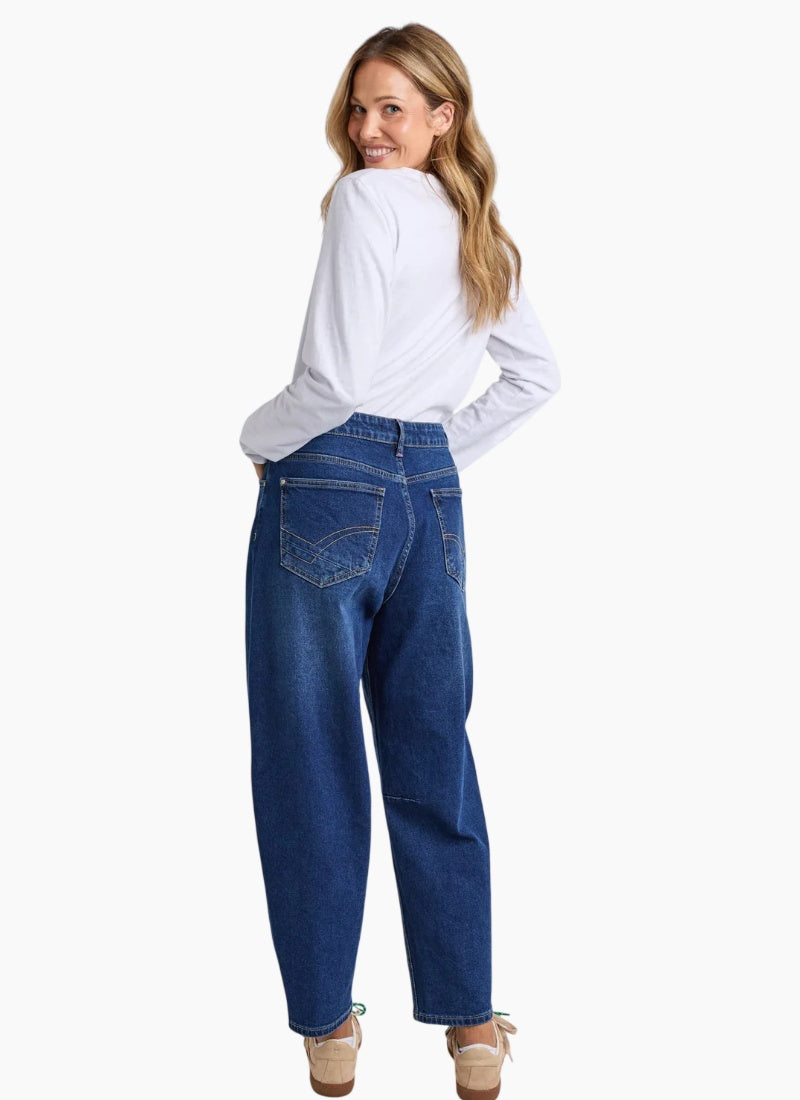 Elm Bessie Barrell Leg Jean- Dark Blue Wash