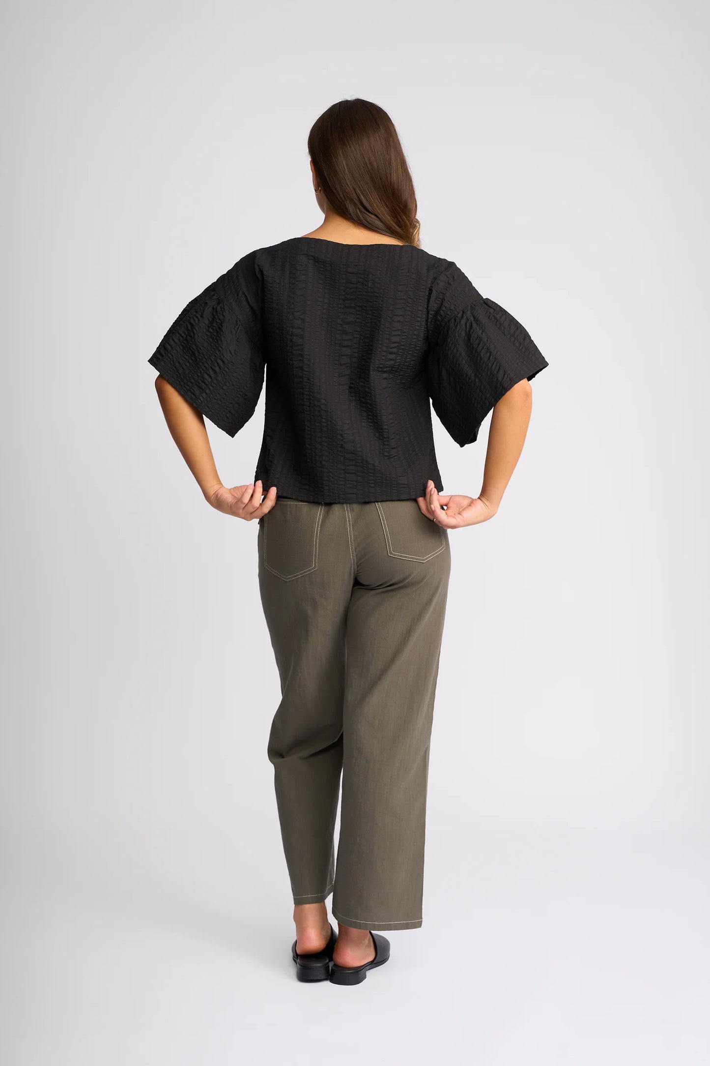 Knewe Brooke Top Black Texture