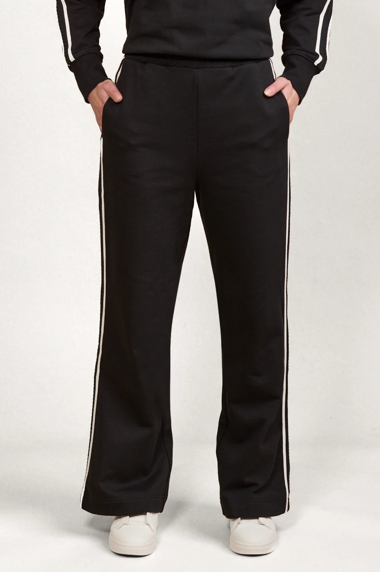 Knewe Rebel Wide Leg Black